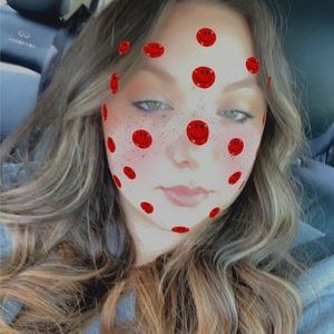 Meet your Posher, Rayna